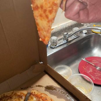 Sammy's House - Sad, limp and undercooked! - Pizza Near Me - North Providence, Rhode Island Sammy's House - Sad, limp and undercooked! - Pizza Near Me - North Providence, Rhode Island