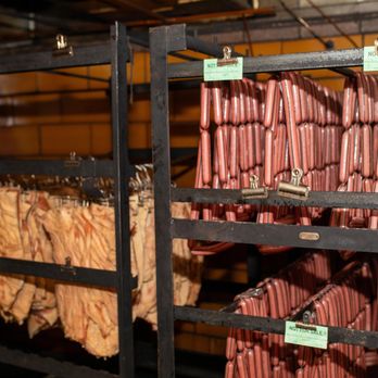 Farmerstown Meats - Meat Shops Near Me - Sugarcreek, Ohio Farmerstown Meats - Meat Shops Near Me - Sugarcreek, Ohio