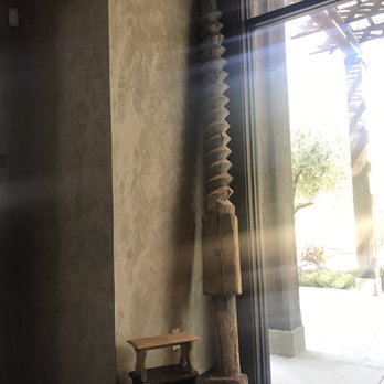 Mending Wall - Wineries Near Me - Saint Helena, California