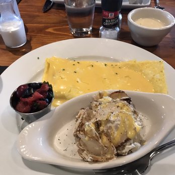 Scrambled Jake's - Buttered omelet - Breakfast & Brunch Near Me - Knoxville, Tennessee