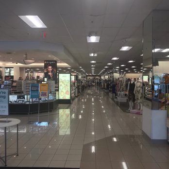 Kohl's - Nice clean organized Kohl's - Department Stores Near Me - WARWICK, Rhode Island