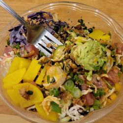 Pokémoto - This is the ahi Tuna bowl loaded with deliciousness.