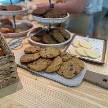 Breads N Bakes - Bakeries Near Me - Pound Ridge, New York