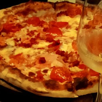 La Famiglia - Pizza Near Me - Playa del Carmen, ROO La Famiglia - Pizza Near Me - Playa del Carmen, ROO