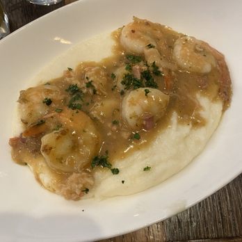 Blvck Cow - Shrimp and grits - Cocktail Bars Near Me - Bowie, Maryland