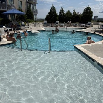 10 WestEdge by Bell Partners - Apartments Near Me - Charleston, South Carolina 10 WestEdge by Bell Partners - Apartments Near Me - Charleston, South Carolina