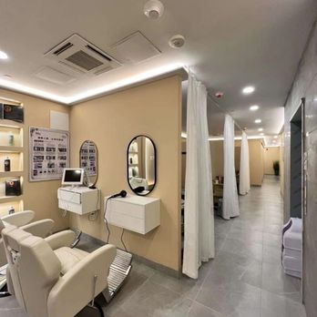 アイケア salon Lisa's Hair - 124 E Columbia Ave, Palisades Park, NJ 07650