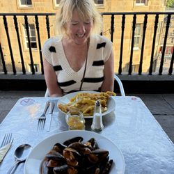 Maxies Bistro - Mussels and fish and chips and beer