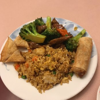Chen Ling Palace - Broccoli and beef - Chinese Near Me - Riverside, California Chen Ling Palace - Broccoli and beef - Chinese Near Me - Riverside, California