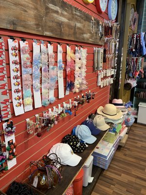 Lil Thingamajigs Gift Shop 7031 Little River Tpke Annandale Va General Merchandise Retail Mapquest