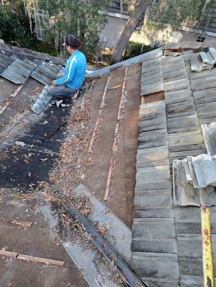 Slide of Frontier Roofing Services