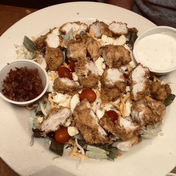 Texas Roadhouse - Chicken critter salad - Steakhouses Near Me - Pflugerville, Texas Texas Roadhouse - Chicken critter salad - Steakhouses Near Me - Pflugerville, Texas