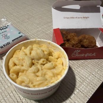 Chick-fil-A - Kids macaroni and cheese. Chicken nuggets - Fast Food Near Me - Kapolei, Hawaii Chick-fil-A - Kids macaroni and cheese. Chicken nuggets - Fast Food Near Me - Kapolei, Hawaii