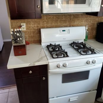 Clean Up Service - Left stove, cabinets, microwave and oven spotless! - Office Cleaning Near Me - Long Beach, California Clean Up Service - Left stove, cabinets, microwave and oven spotless! - Office Cleaning Near Me - Long Beach, California