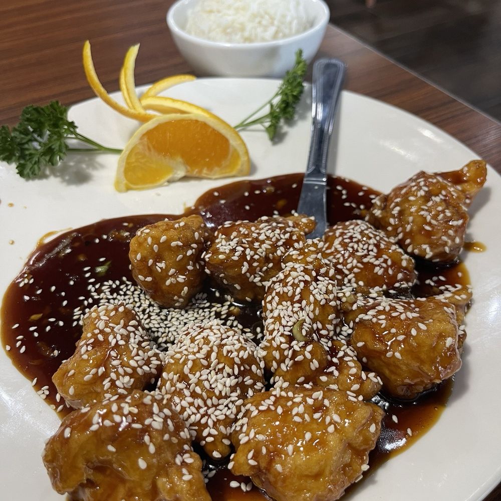 JJ’s Wok - Sesame chicken - Chinese Near Me - Pflugerville, Texas