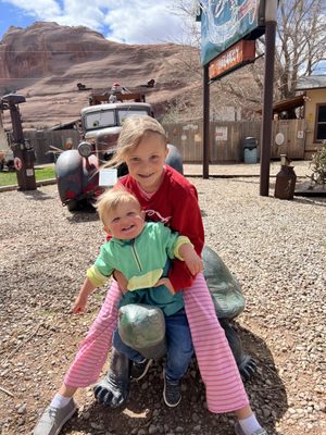 Hole 'N' The Rock by null