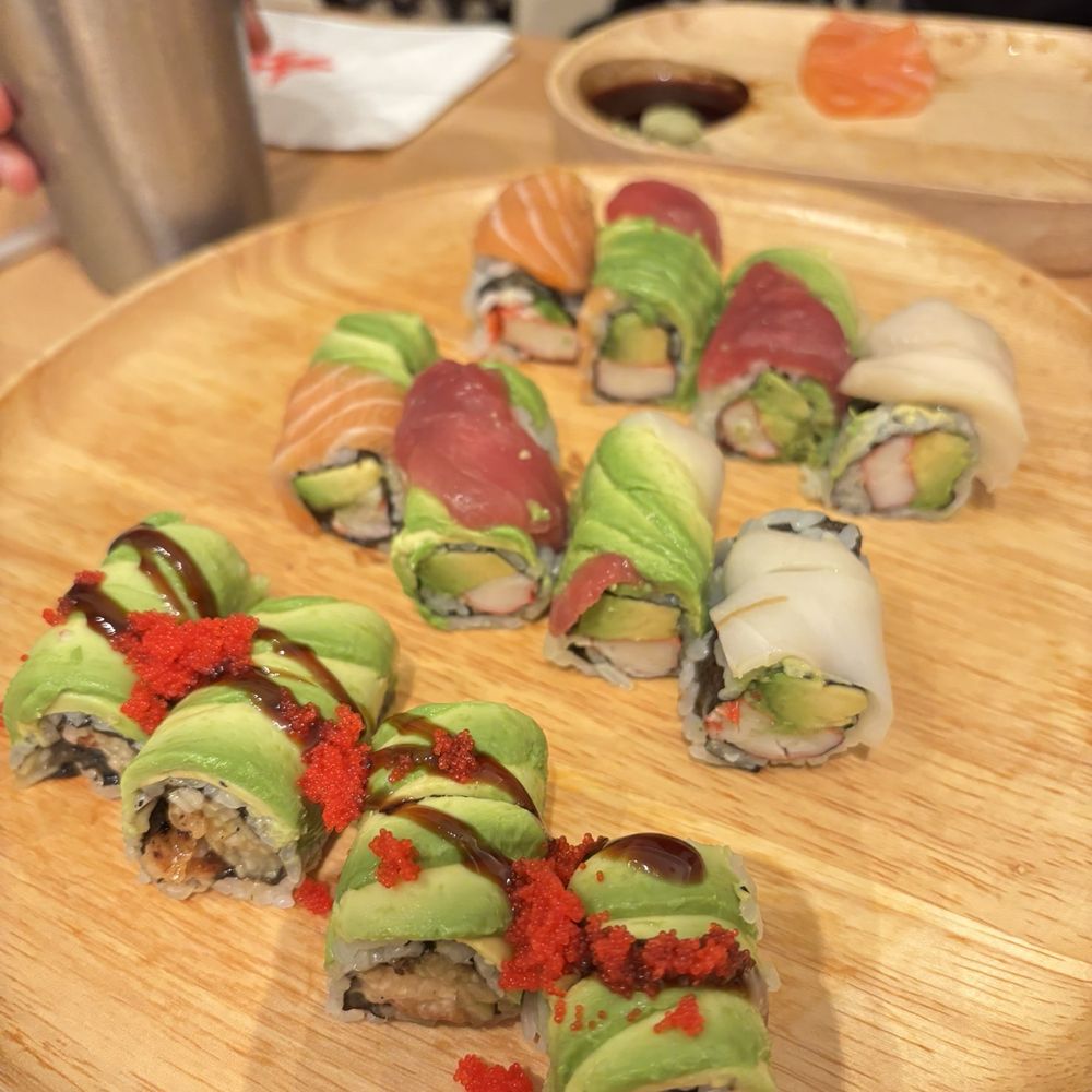 Akino - Sushi Bars Near Me - Elmhurst, New York