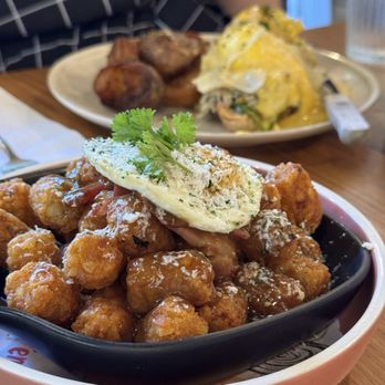 Sunny Side Breakfast - Sunrise Poutine - Breakfast & Brunch Near Me - Sacramento, California Sunny Side Breakfast - Sunrise Poutine - Breakfast & Brunch Near Me - Sacramento, California