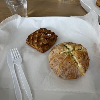 Tous Les Jours - Carmel Danish & Garlic Cream Cheese Bread - Bakeries Near Me - Ballwin, Missouri