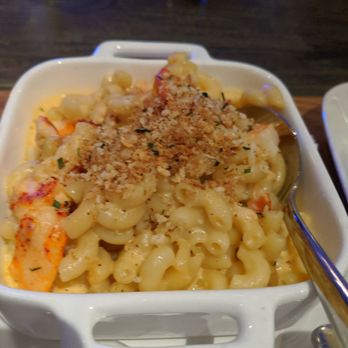 CRUSH American Grill - Lobster mac and cheese. I was told the side dishes were big enough to feed three to four people, This was just a small bowl - Lounges Near Me - Las Vegas, Nevada CRUSH American Grill - Lobster mac and cheese. I was told the side dishes were big enough to feed three to four people, This was just a small bowl - Lounges Near Me - Las Vegas, Nevada