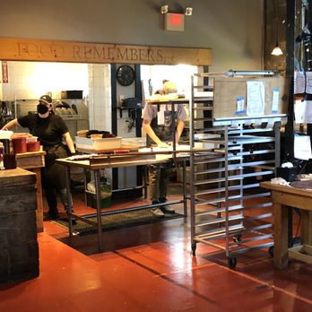 American Flatbread - Kitchen - Pizza Near Me - Middlebury, Vermont