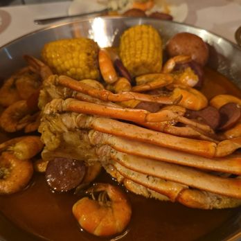 Storming Crab - Crab and shrimp boil medium heat - Cajun/Creole Near Me - Rapid City, South Dakota