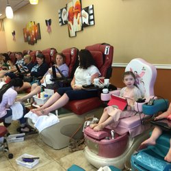 Galaxy Nails & Bar - Relaxing time with Galaxy Nails