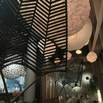 Stage Restaurant - Interior - New American Near Me - Honolulu, Hawaii