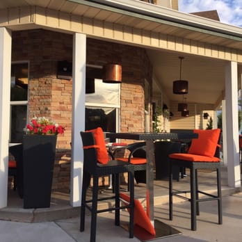 Sego Restaurant - Outside seating - New American Near Me - Kanab, Utah