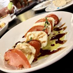 Taxi's Grille & Bar