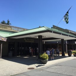 Front of restaurant~ Front of restaurant~