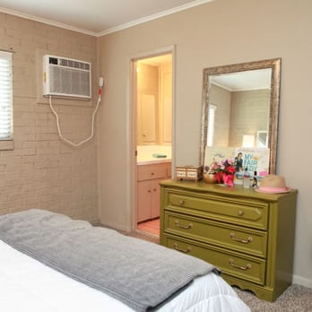 O'Fallon Properties - The Courtyards on St. Louis (an O'Fallon Properties Community) - Apartments for Rent in Midtown Tulsa - Property Management Near Me