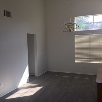 Elite Flooring - Installed dining room flooring. - Flooring Near Me Elite Flooring - Installed dining room flooring. - Flooring Near Me