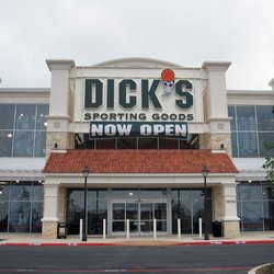 DICK'S Sporting Goods