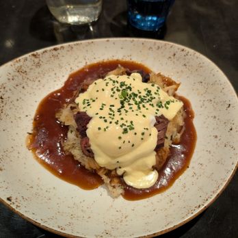 The Henry - Steak Benedict - American Near Me - Las Vegas, Nevada The Henry - Steak Benedict - American Near Me - Las Vegas, Nevada