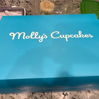 Molly's Cupcakes - Naperville - Yummmmm - Cupcakes Near Me - Naperville, Illinois