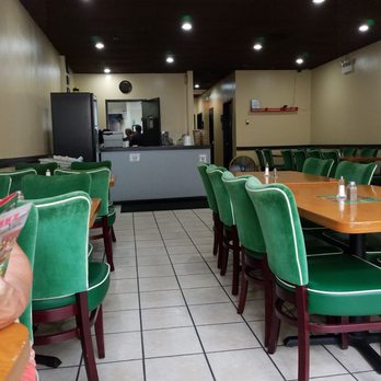 J Beez - Inside waiting for lunch. Comfortable seats and quiet ambiance. - Halal Near Me - Carol Stream, Illinois J Beez - Inside waiting for lunch. Comfortable seats and quiet ambiance. - Halal Near Me - Carol Stream, Illinois