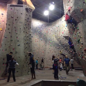 Island Rock - Gyms Near Me - Plainview, New York
