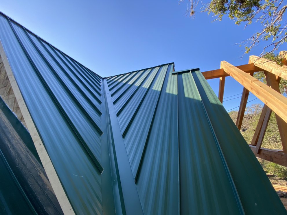 Slide of D&D Contracting