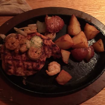 Applebee's Grill + Bar - American Near Me - Crestview, Florida