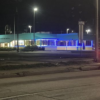 Sharks Fish & Chicken - Seafood Near Me - Lafayette, Louisiana Sharks Fish & Chicken - Seafood Near Me - Lafayette, Louisiana