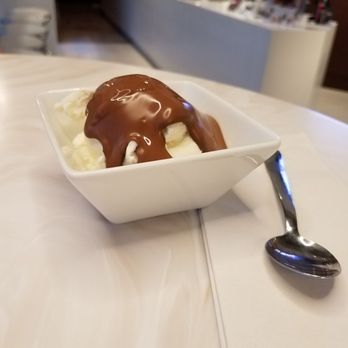 DeBrand Fine Chocolates - Chocolatiers & Shops Near Me - Indianapolis, Indiana DeBrand Fine Chocolates - Chocolatiers & Shops Near Me - Indianapolis, Indiana