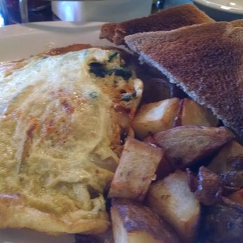 Starliner Diner - Hubby's chorizo omelet and my crisp toast. The toast just landed on the wrong plate but we were able to easily change things around. - Cuban Near Me - Hilliard, Ohio Starliner Diner - Hubby's chorizo omelet and my crisp toast. The toast just landed on the wrong plate but we were able to easily change things around. - Cuban Near Me - Hilliard, Ohio