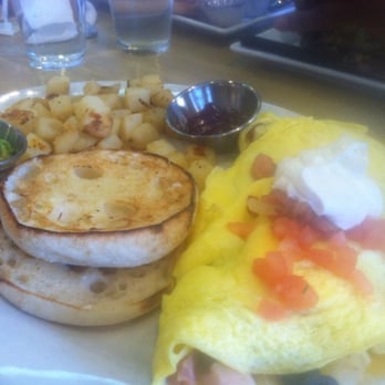 First Watch - Omelet with sour cream!! - Cafes Near Me - Indianapolis, Indiana