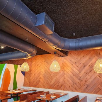 Moon Rabbit - Vietnamese Near Me - Houston, Texas
