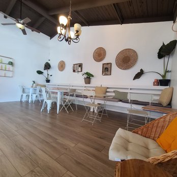 Brewja Coffee - So cuteeeeeeee - Coffee & Tea Near Me - San Lorenzo, California