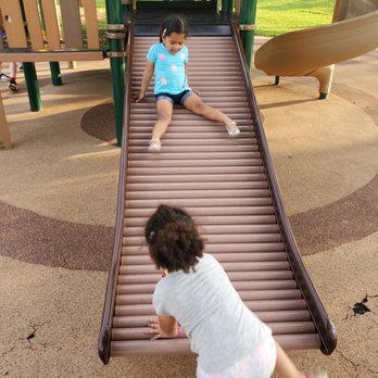 Bluff Creek Park - Parks Near Me - Oklahoma City, Oklahoma