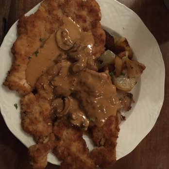 Apfelwein Klaus - Jäger Schnitzel - German Near Me - Frankfurt, HE Apfelwein Klaus - Jäger Schnitzel - German Near Me - Frankfurt, HE