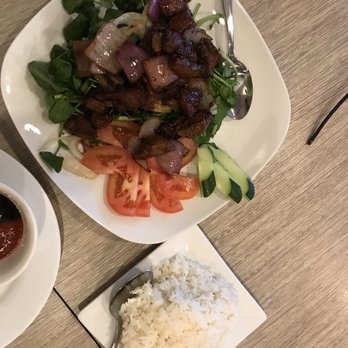 Hai Yen - Beef cooked in wine and butter - Vietnamese Near Me - Chicago, Illinois Hai Yen - Beef cooked in wine and butter - Vietnamese Near Me - Chicago, Illinois