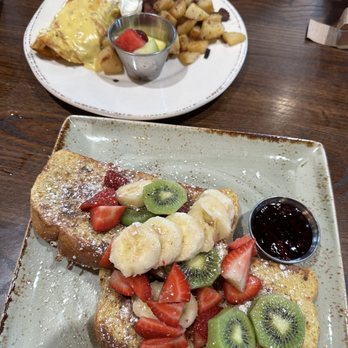 First Watch - Floridian French Toast & Chickichanga - Breakfast & Brunch Near Me - College Station, Texas